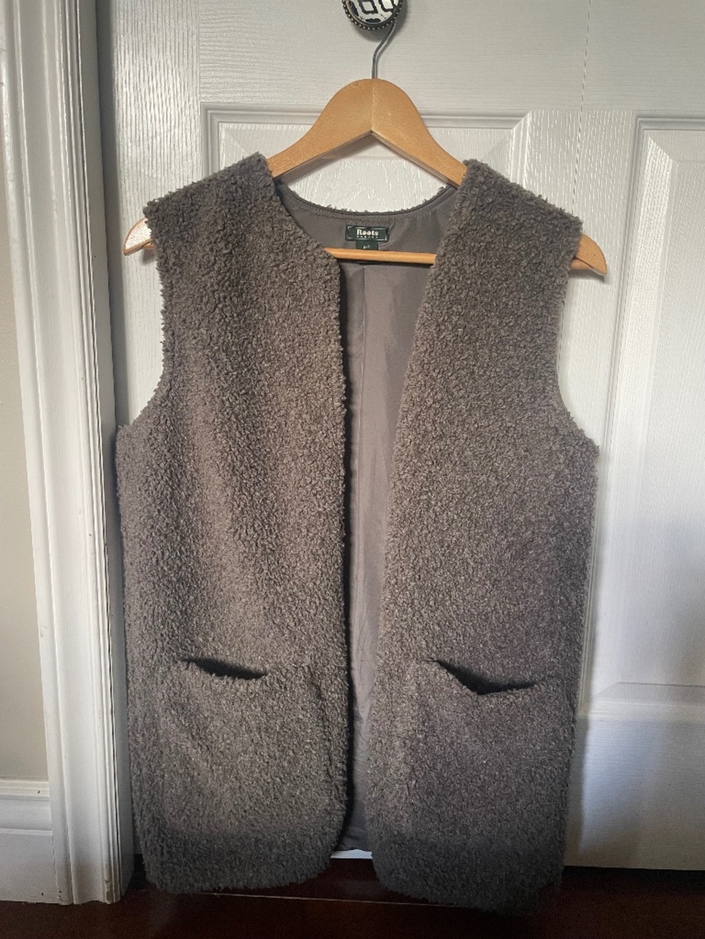 Roots Sherpa Vest